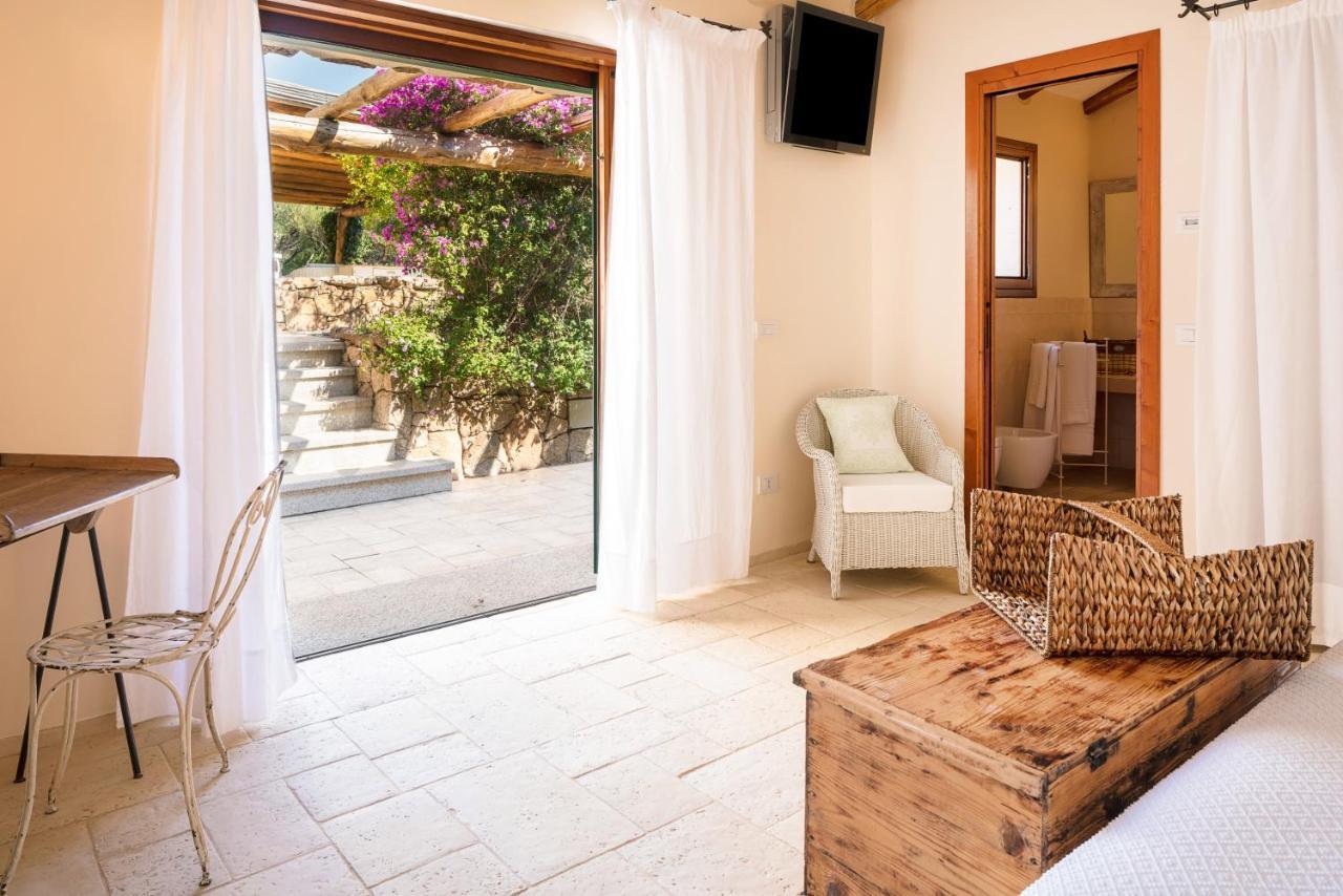 Bed and Breakfast Albero Capovolto Гольфо-Аранчі Екстер'єр фото