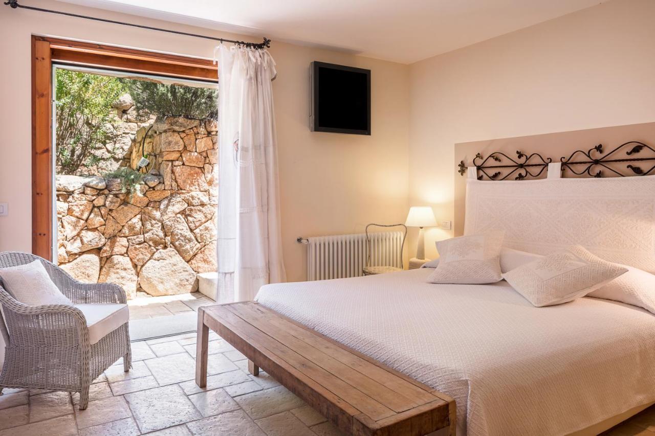 Bed and Breakfast Albero Capovolto Гольфо-Аранчі Екстер'єр фото